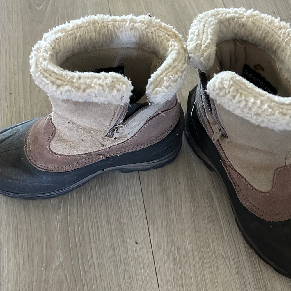 Polar Edge Tan and Black Winter Boots polar edge winter boots size 7 used